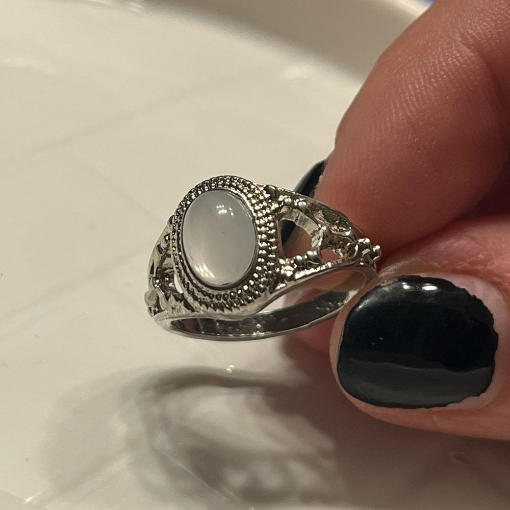 Ring ❤️‍🔥 - Picture 4 of 4